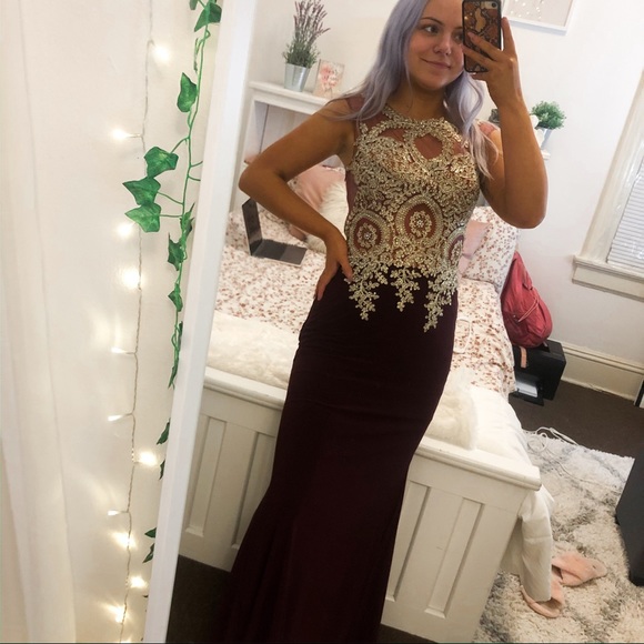 PromGirl Dresses & Skirts - prom girl maroon embroided prom dress